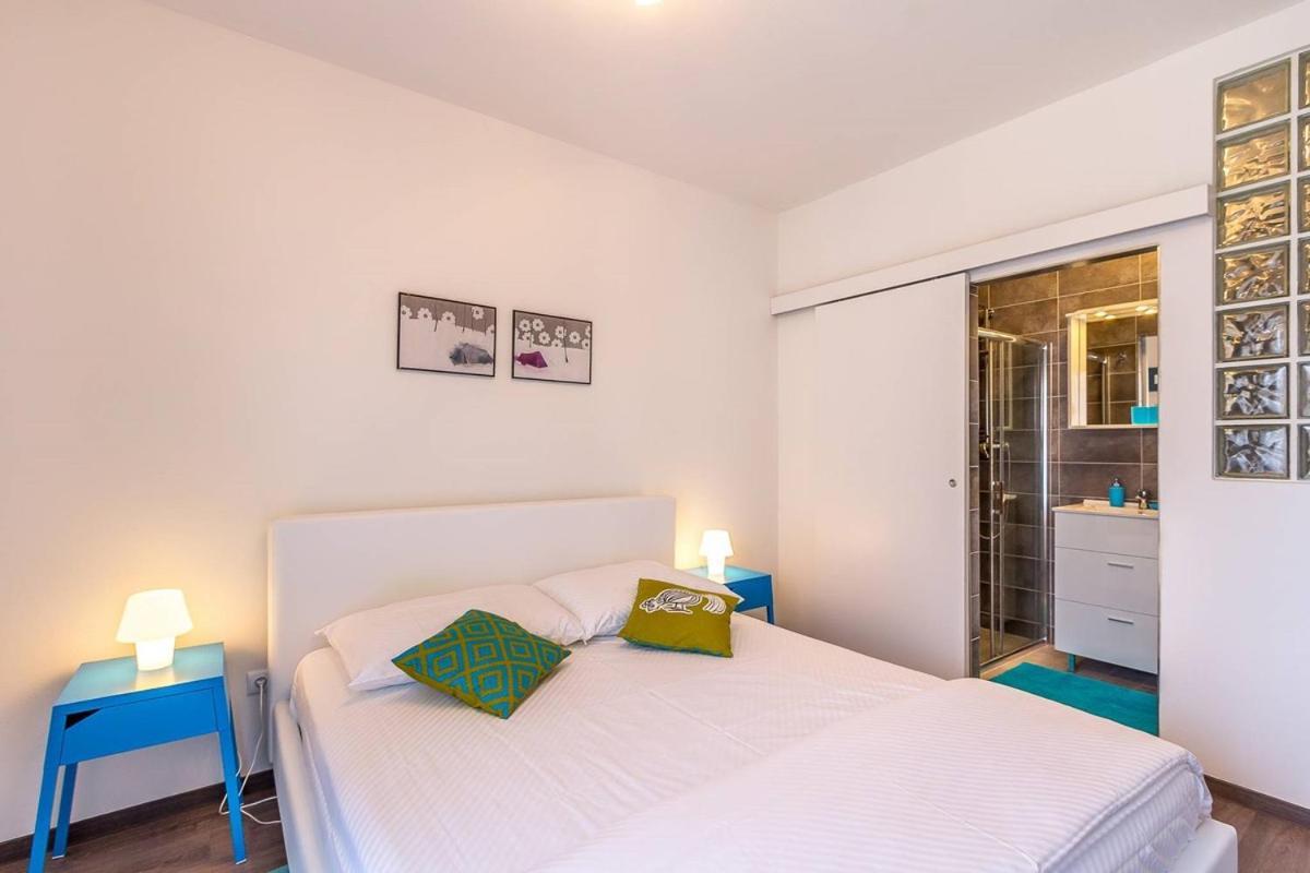 Apartment Miro Pula Luaran gambar